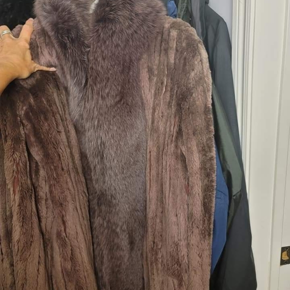 Retro beaver fur coat - Picture 1 of 2